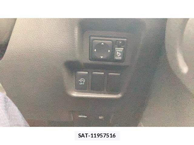 Nissan CUBE 2014-02 8354265-12