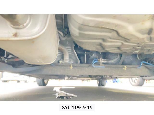 Nissan CUBE 2014-02 8354265-23