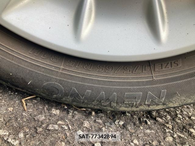 Nissan CUBE 2012-02 8365343-6