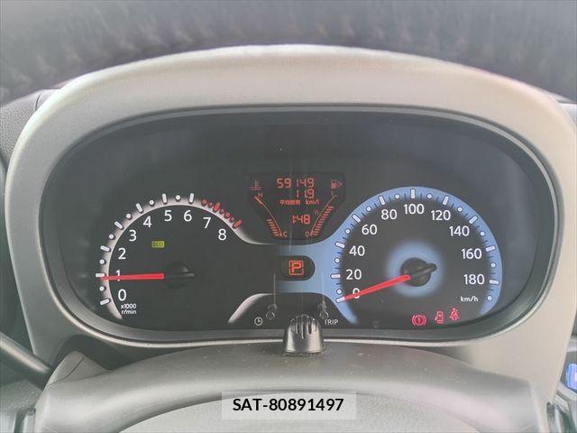 Nissan CUBE 2012-01 8365340-23