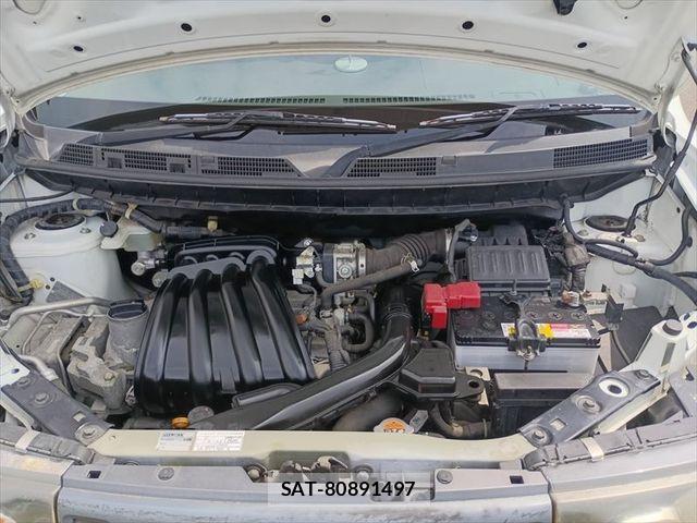 Nissan CUBE 2012-01 8365340-29