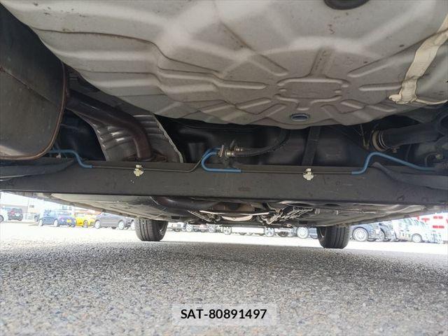 Nissan CUBE 2012-01 8365340-5