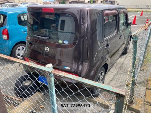 Nissan CUBE 2010-06 8365342-3