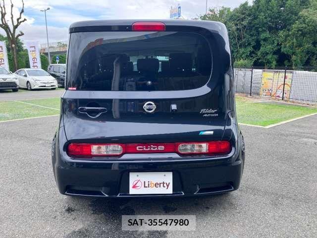 Nissan CUBE 2012-01 8365338-8