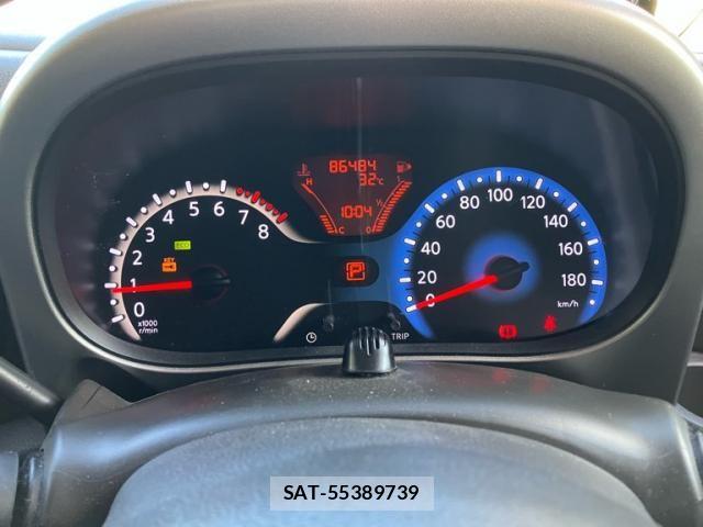 Nissan CUBE 2012-04 8365346-11