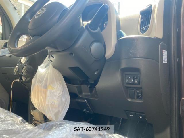Nissan CUBE 2011-08 8365351-19