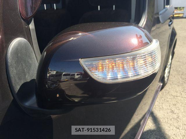 Nissan CUBE 2011-01 8371560-13