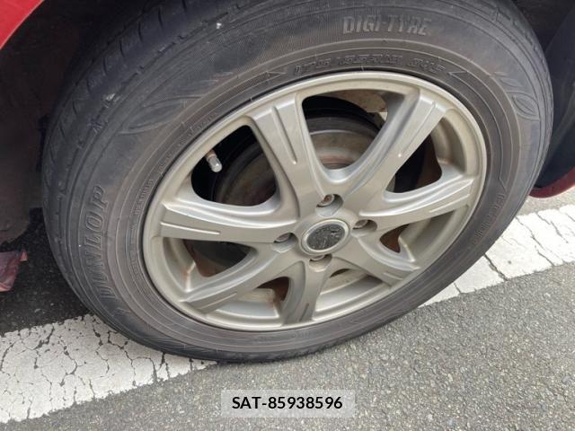 Nissan CUBE 2011-08 8371563-6