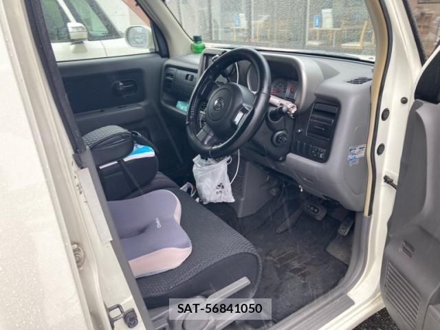 Nissan CUBE 2007-09 8371564-13