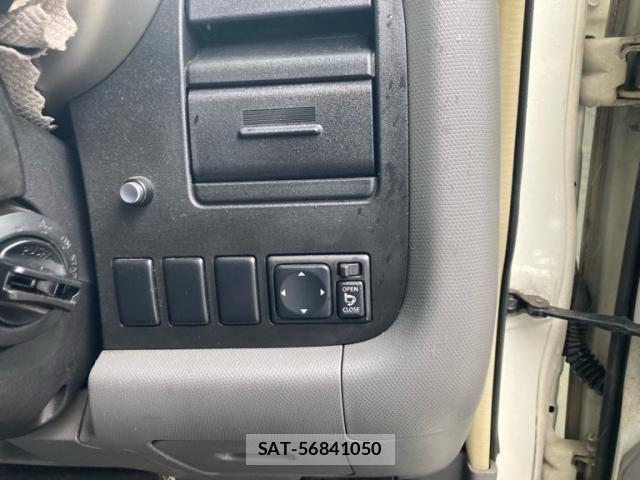 Nissan CUBE 2007-09 8371564-19