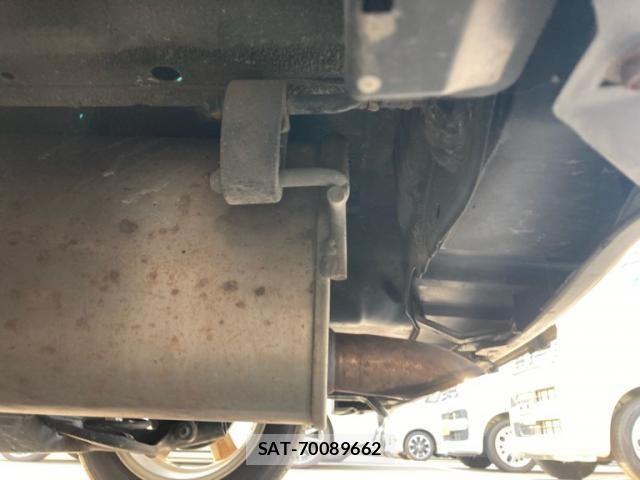 Nissan CUBE 2012-03 8411852-11