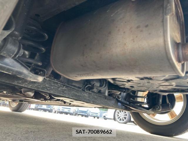 Nissan CUBE 2012-03 8411852-12