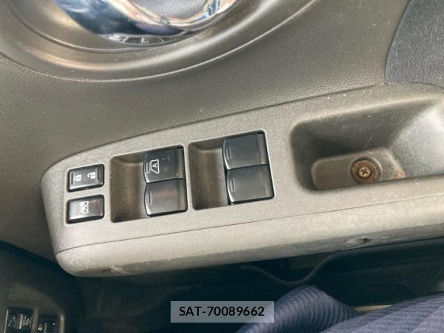Nissan CUBE 2012-03 8411852-19