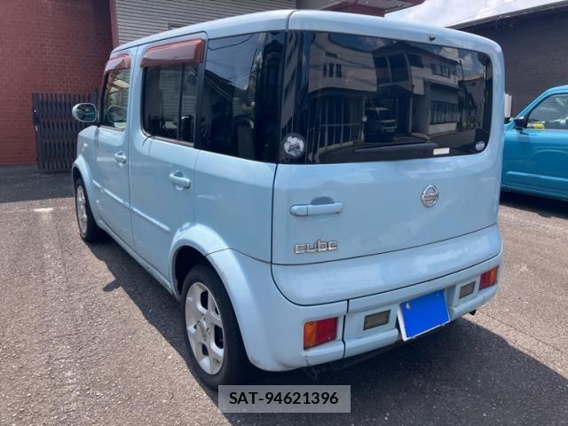Nissan CUBE 2004-05 8411851-4