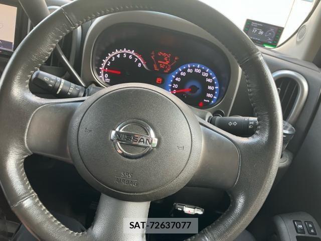 Nissan CUBE 2011-12 8524198-9