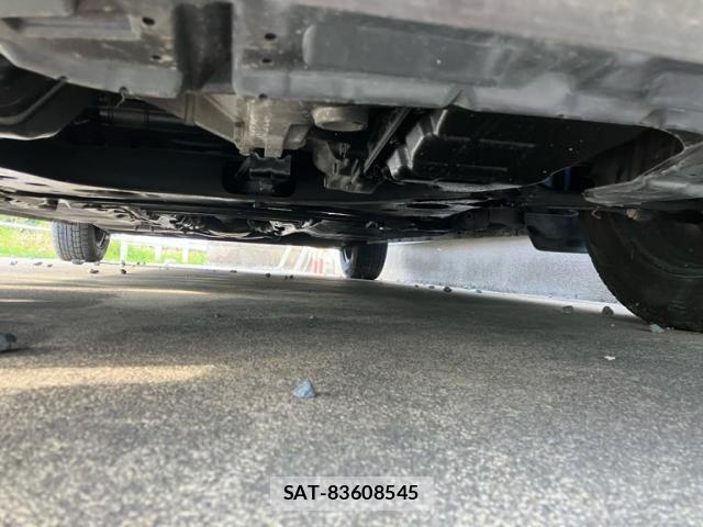Nissan CUBE 2012-03 8561593-12