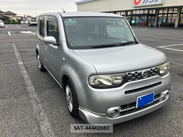 Nissan CUBE 2010-02 8561595-2