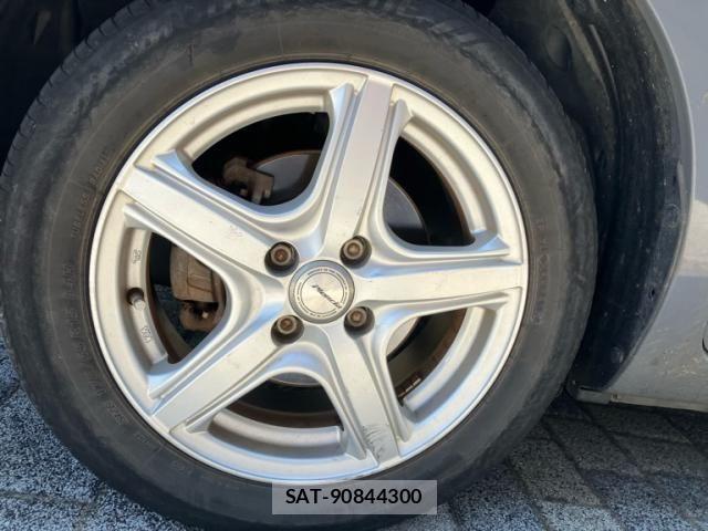 Nissan CUBE 2009-11 8561592-6