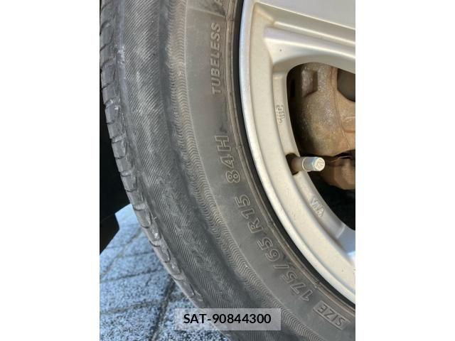 Nissan CUBE 2009-11 8561592-7