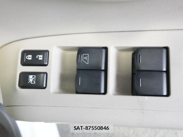 Nissan CUBE 2018-03 8626323-12