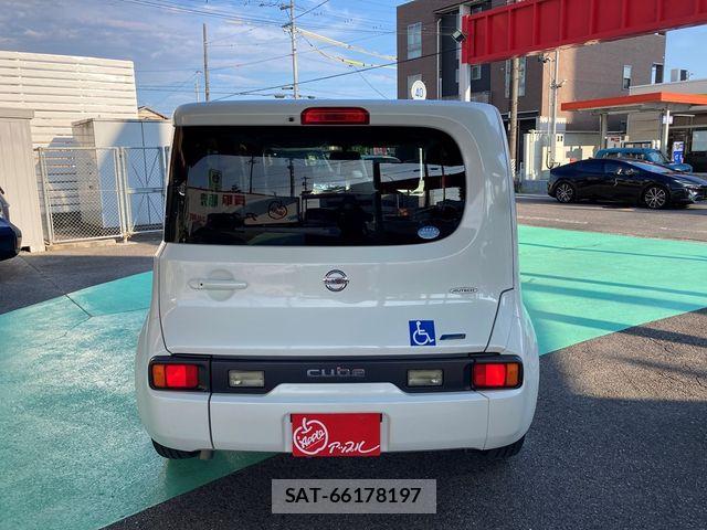Nissan CUBE 2015-06 8626321-14