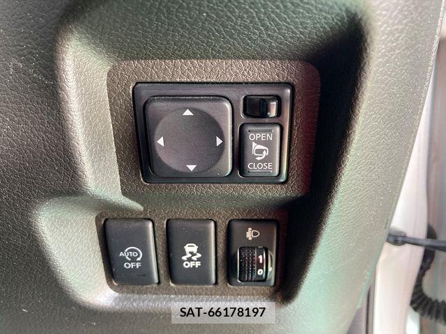 Nissan CUBE 2015-06 8626321-22