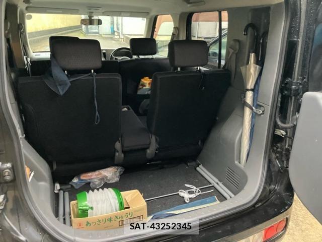 Nissan CUBE 2006-12 8626332-10