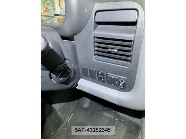 Nissan CUBE 2006-12 8626332-15