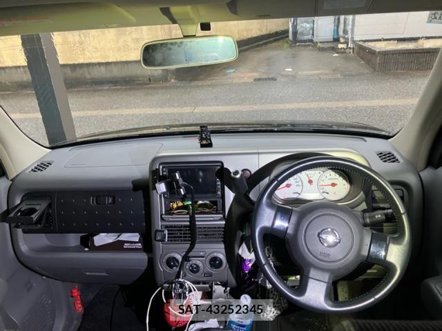Nissan CUBE 2006-12 8626332-2