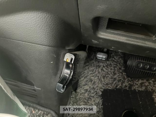 Nissan CUBE 2009-11 8626325-17