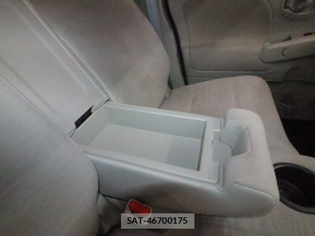 Nissan CUBE 2015-03 8666015-4