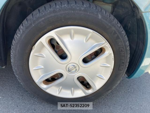 Nissan CUBE 2011-11 8658603-5