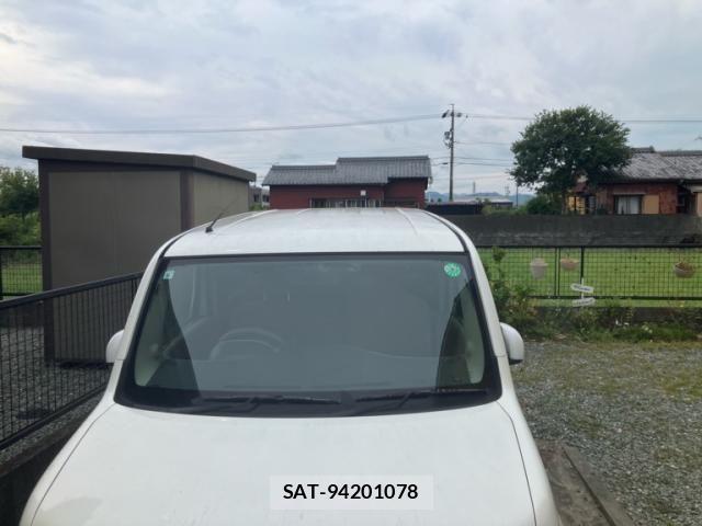 Nissan CUBE 2013-09 8666018-9