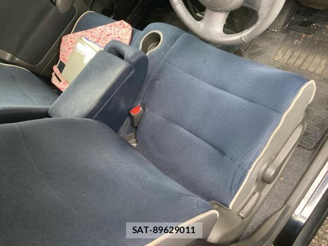 Nissan CUBE 2012-01 8658599-7