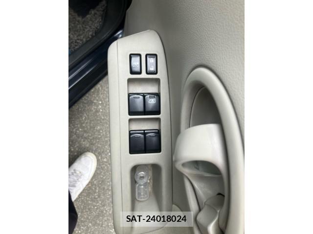 Nissan CUBE 2010-03 8658607-12