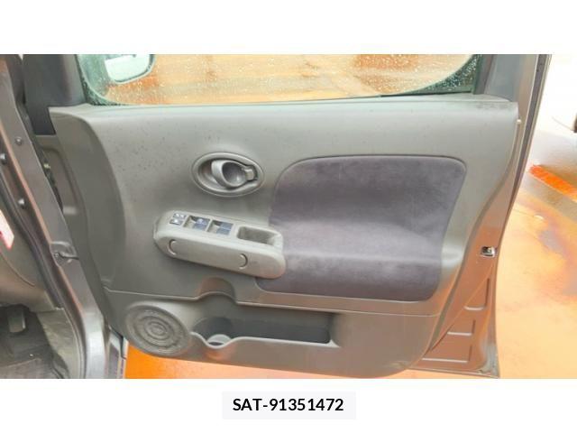 Nissan CUBE 2010-05 8658605-12