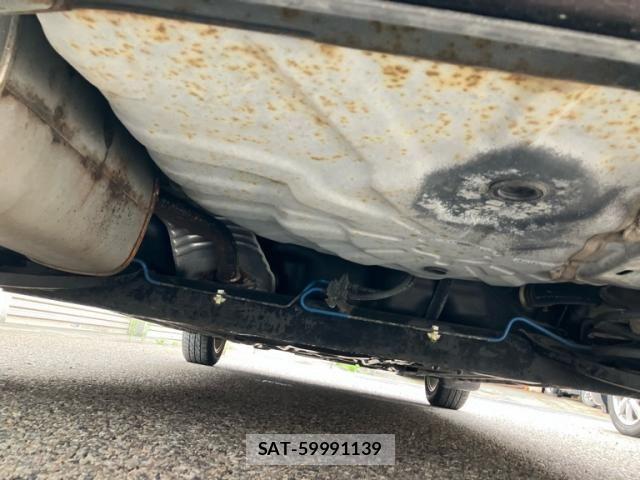 Nissan CUBE 2010-03 8658609-11