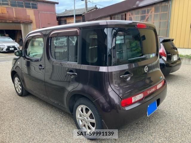 Nissan CUBE 2010-03 8658609-3