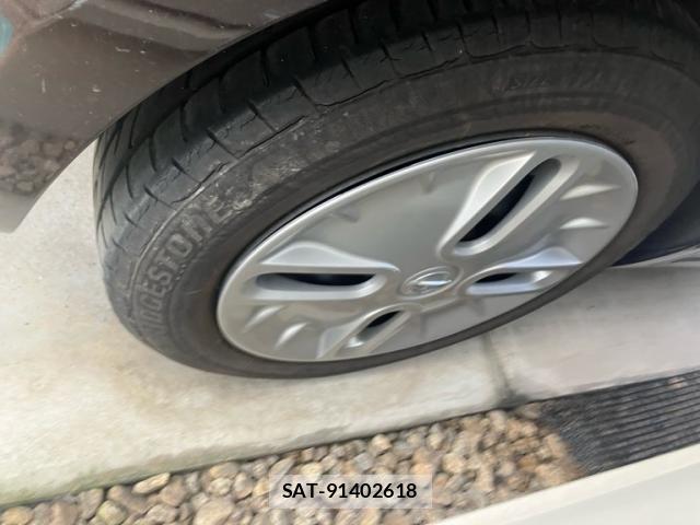 Nissan CUBE 2009-10 8658601-7