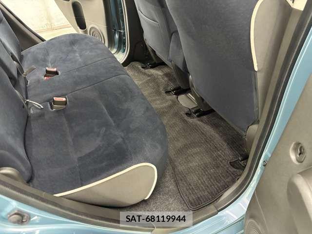 Nissan CUBE 2012-09 8658611-7