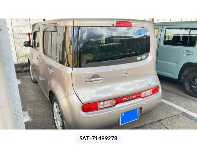 Nissan CUBE 2013-12 8666016-2