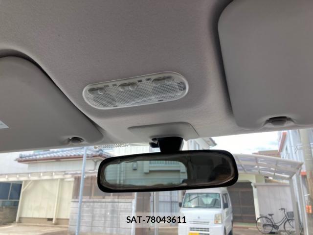 Nissan CUBE 2010-03 8658602-19