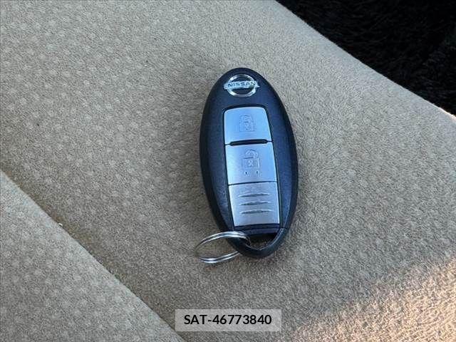 Nissan CUBE 2018-01 8685368-6