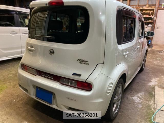 Nissan CUBE 2009-09 8741486-2