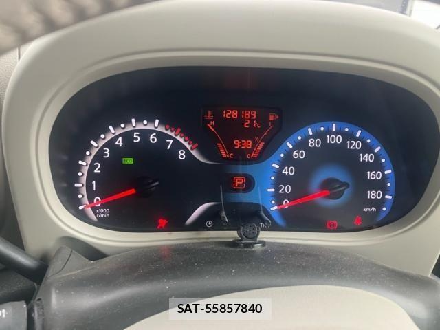 Nissan CUBE 2011-11 8741475-7