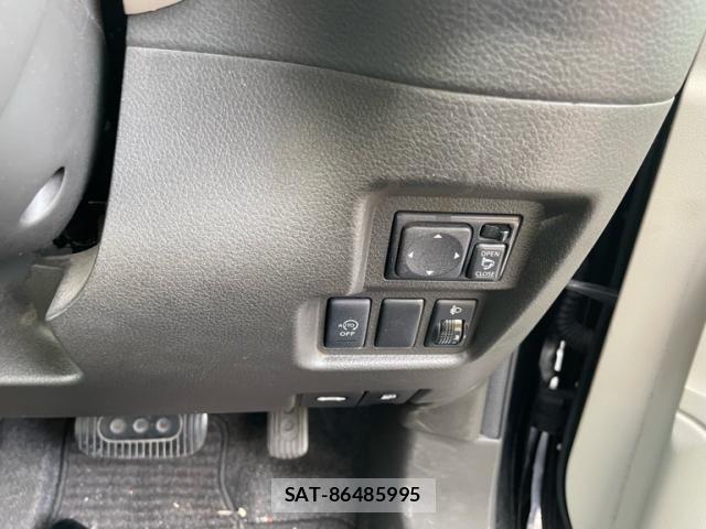 Nissan CUBE 2013-02 8741484-10