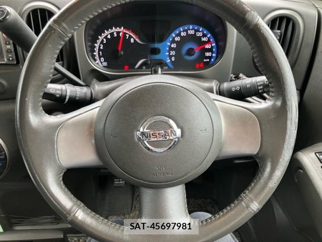 Nissan CUBE 2010-11 8741487-18