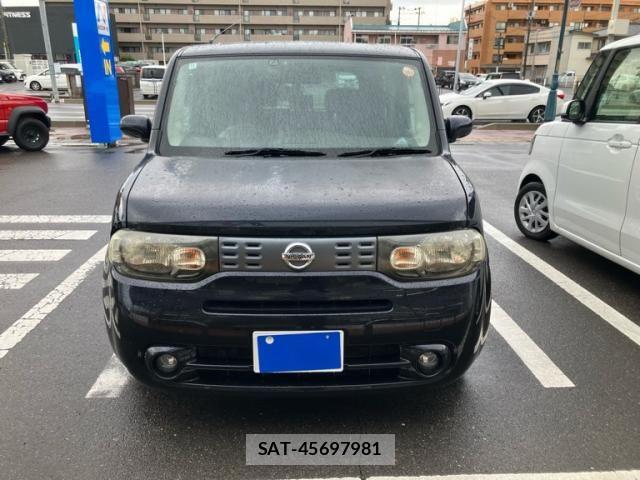 Nissan CUBE 2010-11 8741487-2
