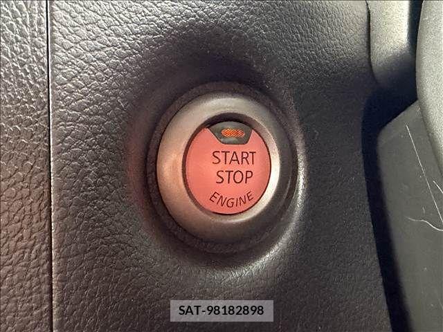 Nissan CUBE 2010-01 8741472-13
