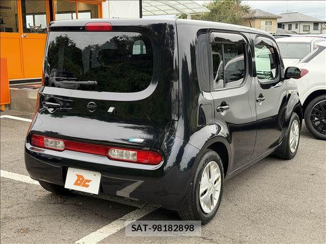 Nissan CUBE 2010-01 8741472-23